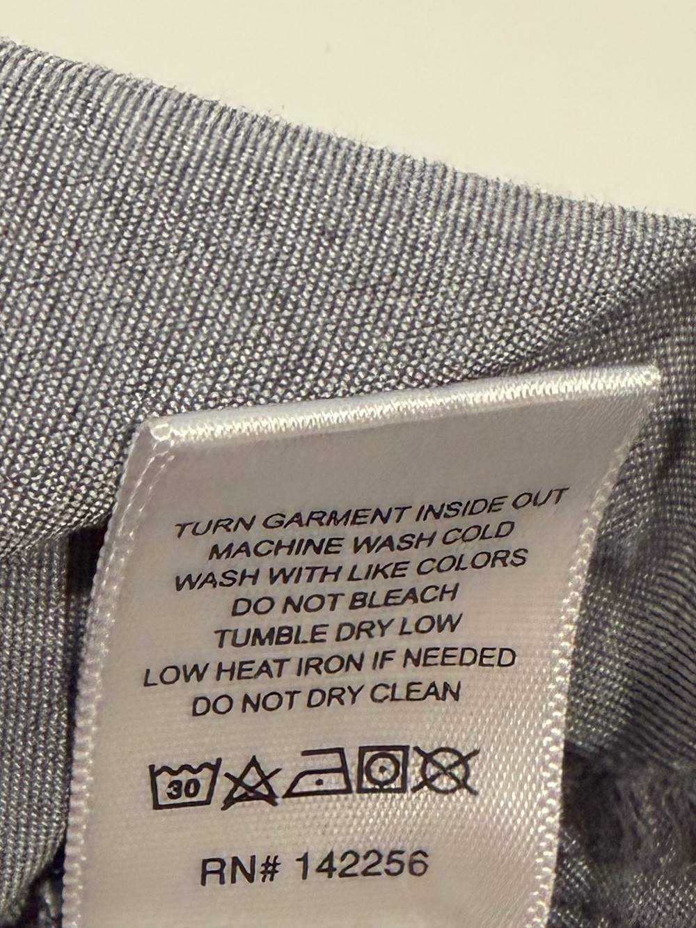 FIGS Catarina One-Pocket Scrub Top Graphite Gray Women’s XS - Picture 7 of 8